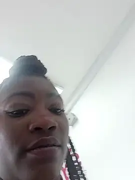 Snapshot of Amy_Brunette chatting on December 14, 2025, 5:40 pm Amy Brunette online show from December 14, 2025, 5:40 pm