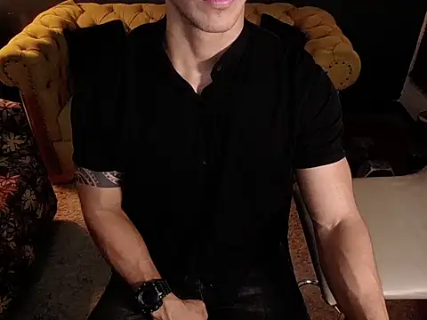 Snapshot of tayler_luke chatting on December 16, 2025, 1:21 am tayler luke online show from December 16, 2025, 1:21 am