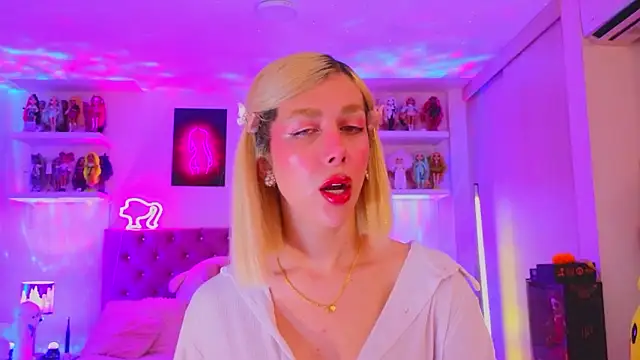 Snapshot of MadamBarbiee chatting on February 12, 2026, 10:27 pm MadamBarbiee online show from February 12, 2026, 10:27 pm