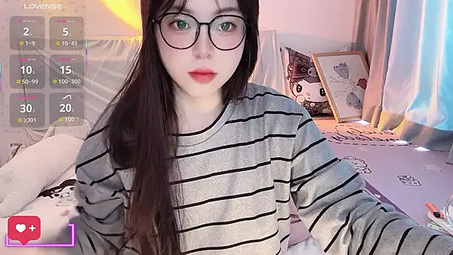 Snapshot of -Angela chatting on December 1, 2025, 2:38 am -Angela online show from December 1, 2025, 2:38 am