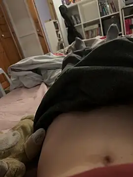 Snapshot of Leolignio chatting on December 17, 2025, 1:50 pm Leolignio online show from December 17, 2025, 1:50 pm