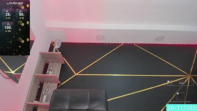 Snapshot of Amora_Sex chatting on November 20, 2025, 10:09 pm Amora Sex online show from November 20, 2025, 10:09 pm