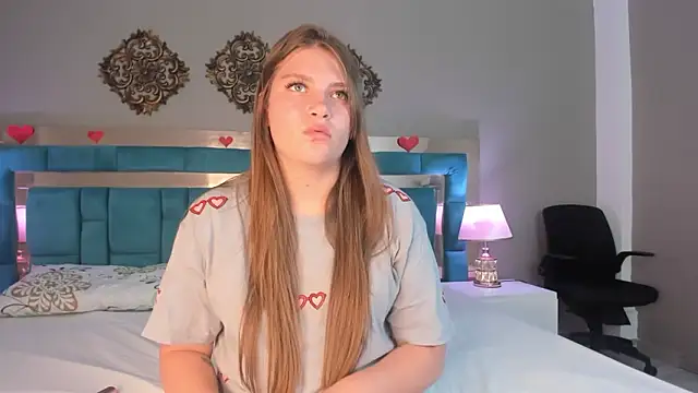 LiiaVelvet online show from March 11, 2026, 3:45 am