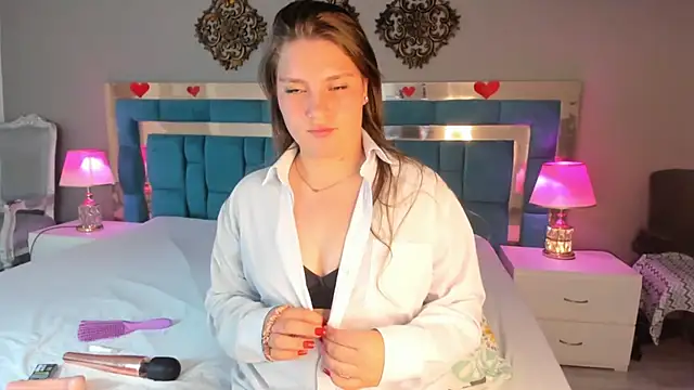 LiiaVelvet online show from March 27, 2026, 9:10 am