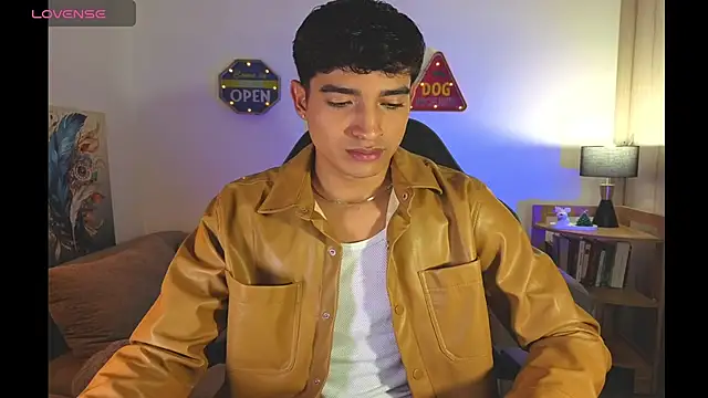 Snapshot of ken_blakerr chatting on April 1, 2026, 4:02 am ken blakerr online show from April 1, 2026, 4:02 am