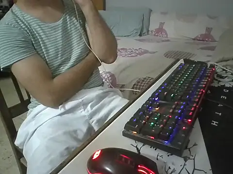 Snapshot of caiomurdock chatting on November 21, 2025, 1:15 am caiomurdock online show from November 21, 2025, 1:15 am