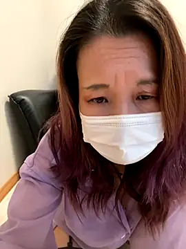 Snapshot of nana_na425 chatting on December 5, 2025, 1:25 am nana na425 online show from December 5, 2025, 1:25 am