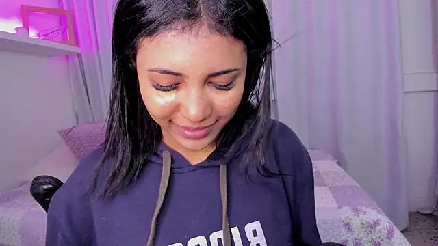 emmyheart7 online show from January 13, 2026, 3:45 am