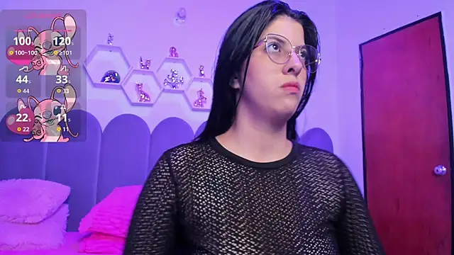 Snapshot of lunagomez24 chatting on December 14, 2025, 2:50 am lunagomez24 online show from December 14, 2025, 2:50 am