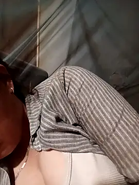 Snapshot of Jelly-squirt chatting on May 2, 2026, 5:01 am Jelly-squirt online show from May 2, 2026, 5:01 am