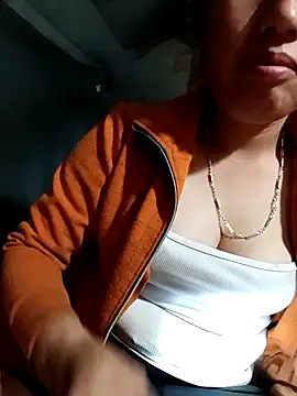 Snapshot of Jelly-squirt chatting on May 9, 2026, 11:48 am Jelly-squirt online show from May 9, 2026, 11:48 am