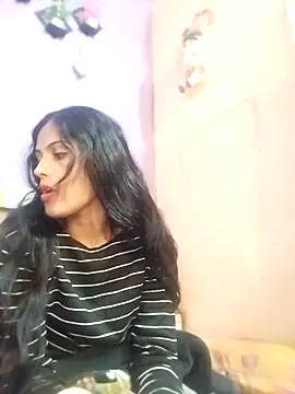 Snapshot of Yt_kinjal chatting on December 15, 2025, 2:21 pm Yt kinjal online show from December 15, 2025, 2:21 pm