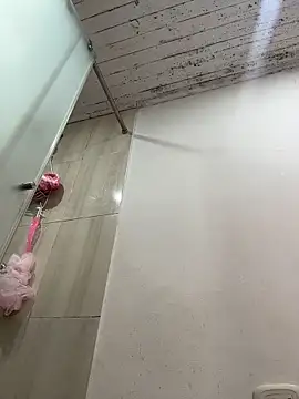 Snapshot of _MileyBerry chatting on November 26, 2025, 8:21 pm MileyBerry online show from November 26, 2025, 8:21 pm