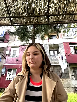 Snapshot of Burlesk_Katerina chatting on November 20, 2025, 9:20 am Burlesk Katerina online show from November 20, 2025, 9:20 am