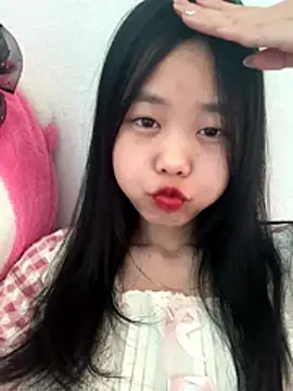 Snapshot of Kiee-lee chatting on November 26, 2025, 2:12 am Kiee-lee online show from November 26, 2025, 2:12 am