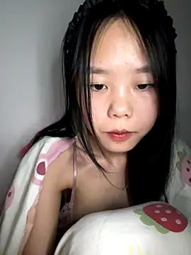 Snapshot of Kiee-lee chatting on December 13, 2025, 7:53 pm Kiee-lee online show from December 13, 2025, 7:53 pm