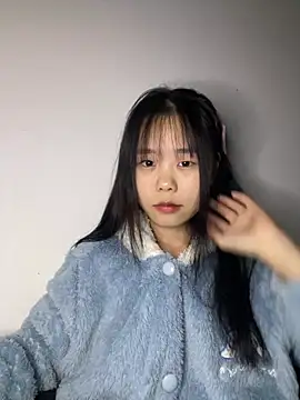 Kiee-lee online show from March 8, 2026, 1:15 pm