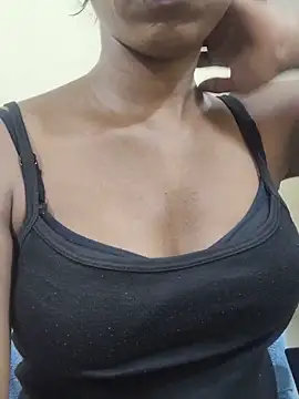 Snapshot of Simran_0011 chatting on May 20, 2026, 4:35 pm Simran 0011 online show from May 20, 2026, 4:35 pm
