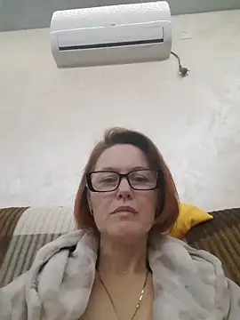 Snapshot of LanaOlbenst chatting on December 16, 2025, 7:52 pm LanaOlbenst online show from December 16, 2025, 7:52 pm