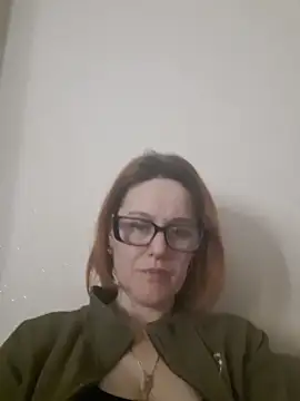 LanaOlbenst online show from April 6, 2026, 7:04 pm