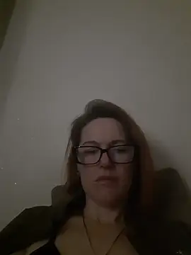 LanaOlbenst online show from April 12, 2026, 6:35 pm