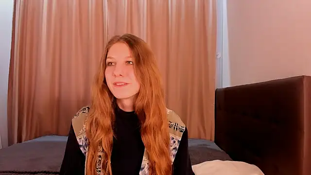 HazeLuneth online show from February 16, 2026, 7:37 am