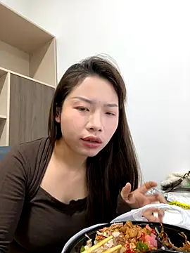 Snapshot of GYYoo chatting on December 5, 2025, 4:54 am GYYoo online show from December 5, 2025, 4:54 am