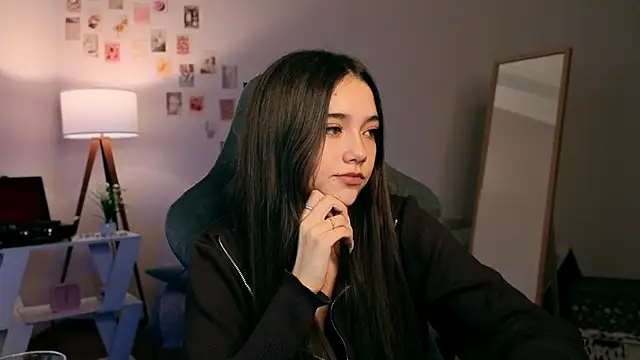 Vexorine online show from November 28, 2025, 7:16 pm