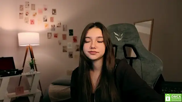 Vexorine online show from December 3, 2025, 7:34 pm