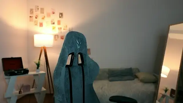 Vexorine online show from April 9, 2026, 7:30 pm