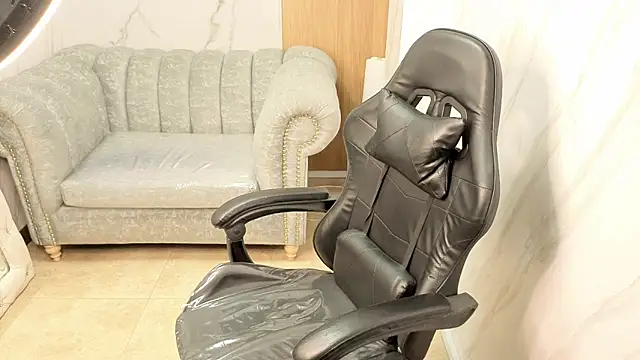 Snapshot of violeta_tf chatting on December 3, 2025, 1:42 pm violeta tf online show from December 3, 2025, 1:42 pm