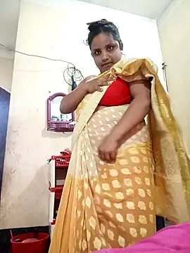 Snapshot of Angel_70_ chatting on December 16, 2025, 5:01 am Angel 70 online show from December 16, 2025, 5:01 am