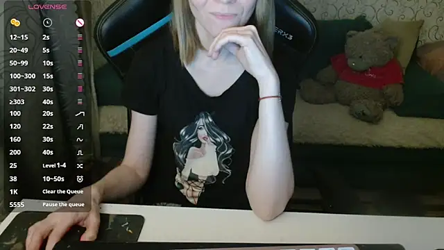 Snapshot of __Katherine___ chatting on December 3, 2025, 3:21 pm Katherine online show from December 3, 2025, 3:21 pm