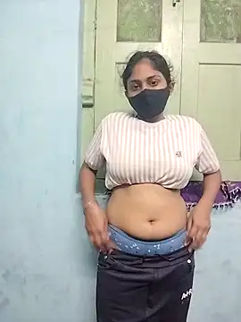 Miss tinaaa online show from November 28, 2025, 11:24 am