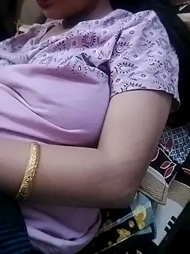 Snapshot of Priya_Sharma04 chatting on March 17, 2026, 9:18 pm Priya Sharma04 online show from March 17, 2026, 9:18 pm