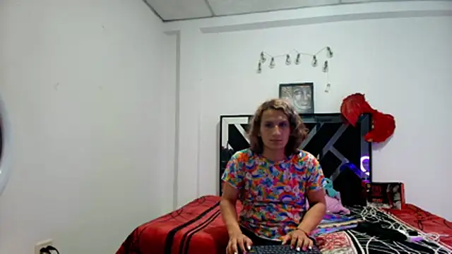 Venus2357 online show from April 19, 2026, 9:19 am