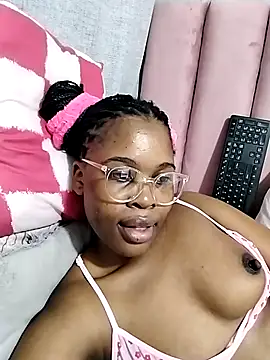 Cherrydollx online show from July 7, 2026, 5:10 am