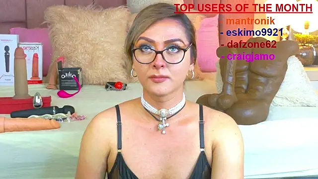 Lunitaa Diva online show from April 4, 2026, 3:31 pm