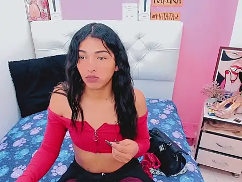 xwetdreamsx online show from March 25, 2026, 7:42 pm