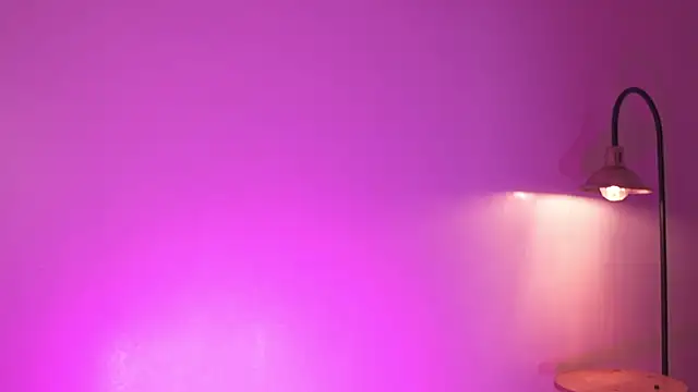 Mackenzie Lia online show from December 3, 2025, 7:01 pm