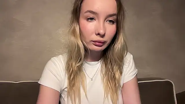 Snapshot of keeendall chatting on December 4, 2025, 11:13 pm keeendall online show from December 4, 2025, 11:13 pm