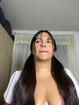 katthyasmitth online show from April 7, 2026, 12:00 am