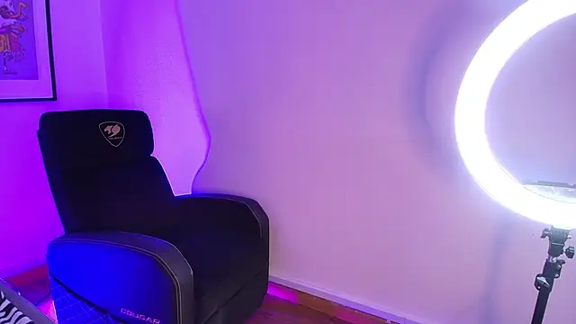 Snapshot of Mara_Wolf01 chatting on November 24, 2025, 7:46 pm Mara Wolf01 online show from November 24, 2025, 7:46 pm