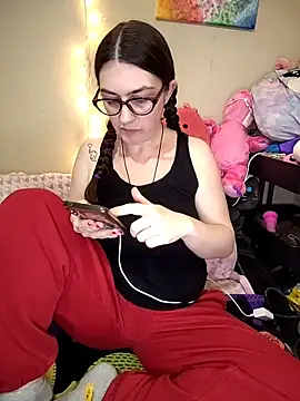 LaylaLucis online show from February 26, 2026, 11:26 pm