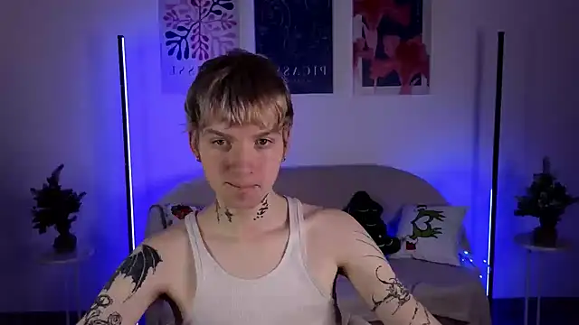 Snapshot of TRAVIS_CLAS chatting on December 4, 2025, 9:01 pm TRAVIS CLAS online show from December 4, 2025, 9:01 pm