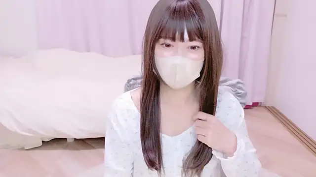 JUNjun   online show from December 3, 2025, 3:25 am