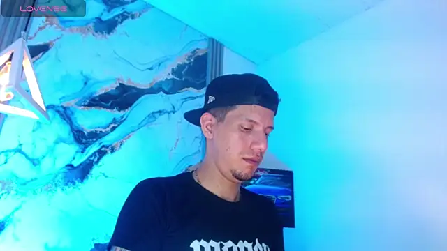 Snapshot of Sebastian_Smith__ chatting on May 31, 2026, 12:01 pm Sebastian Smith online show from May 31, 2026, 12:01 pm