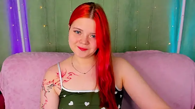 Snapshot of KellyFiery chatting on May 16, 2026, 8:33 am KellyFiery online show from May 16, 2026, 8:33 am