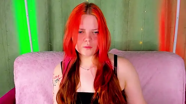 Snapshot of KellyFiery chatting on May 20, 2026, 6:52 am KellyFiery online show from May 20, 2026, 6:52 am