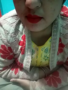 Snapshot of Priya_089 chatting on December 1, 2025, 4:17 am Priya 089 online show from December 1, 2025, 4:17 am